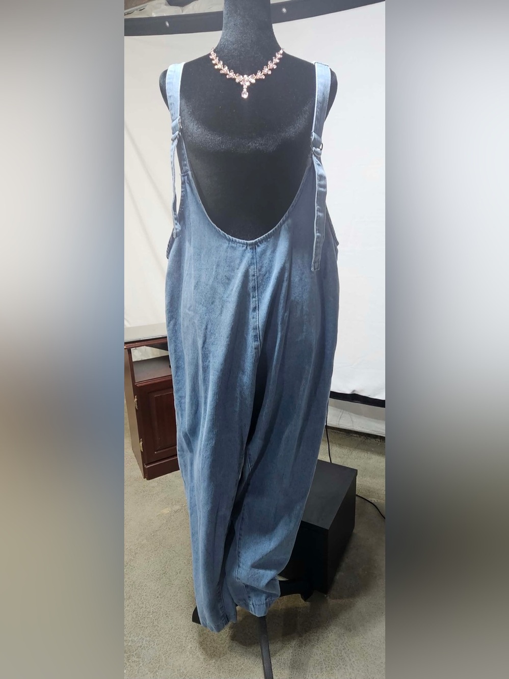 #402 Light Wash Denim Baggy Jumpsuit Overalls Size M – Oversized Wide Leg